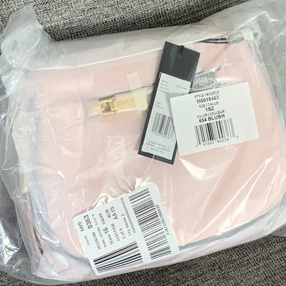 MARC JACOBS Small Nomad Leather Crossbody Blush - Picture 7 of 13